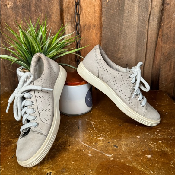 Ecco Taupe Leather Sneaker - size 5/6 - Picture 4 of 10